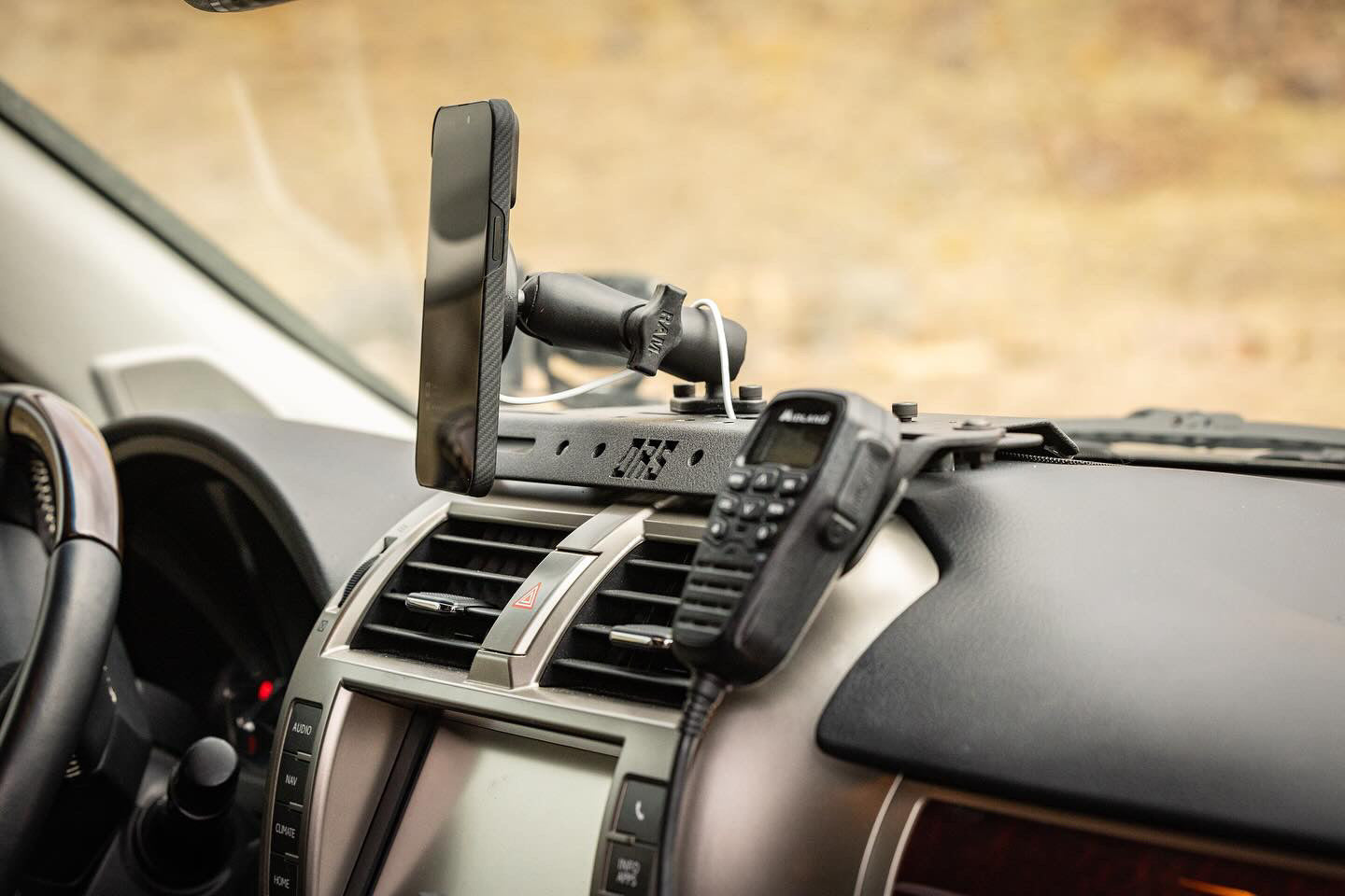 7A16D5A9-BBD2-4664-AE17-