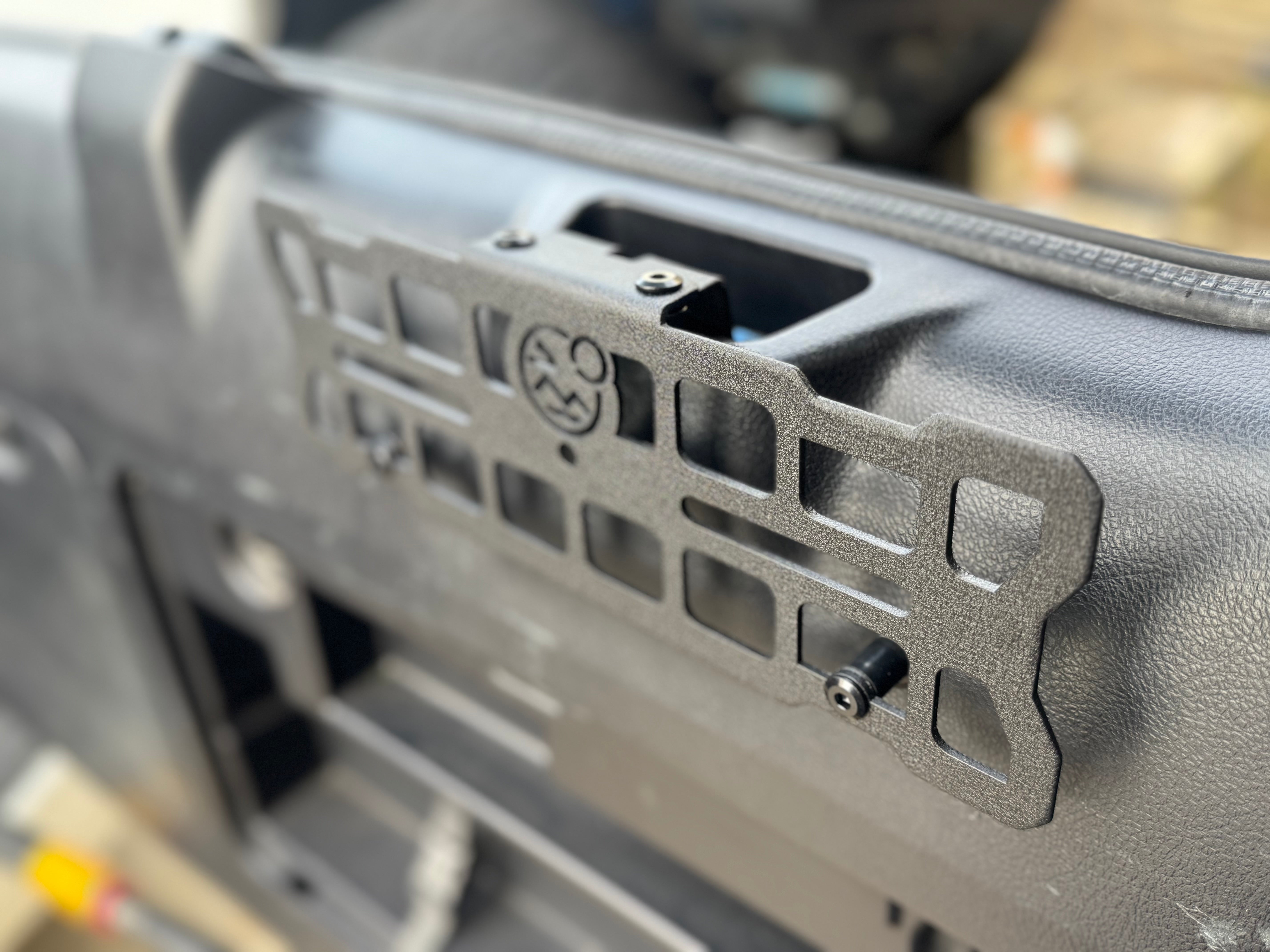 ９５０ⅲ NEW REAR HANDLE MOLLE PANEL GX460 | OhanaRigsupply